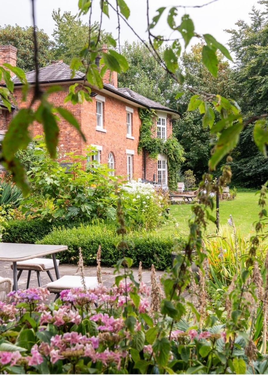 The Guesthouse At Old Vicarage Tarporley Dış mekan fotoğraf